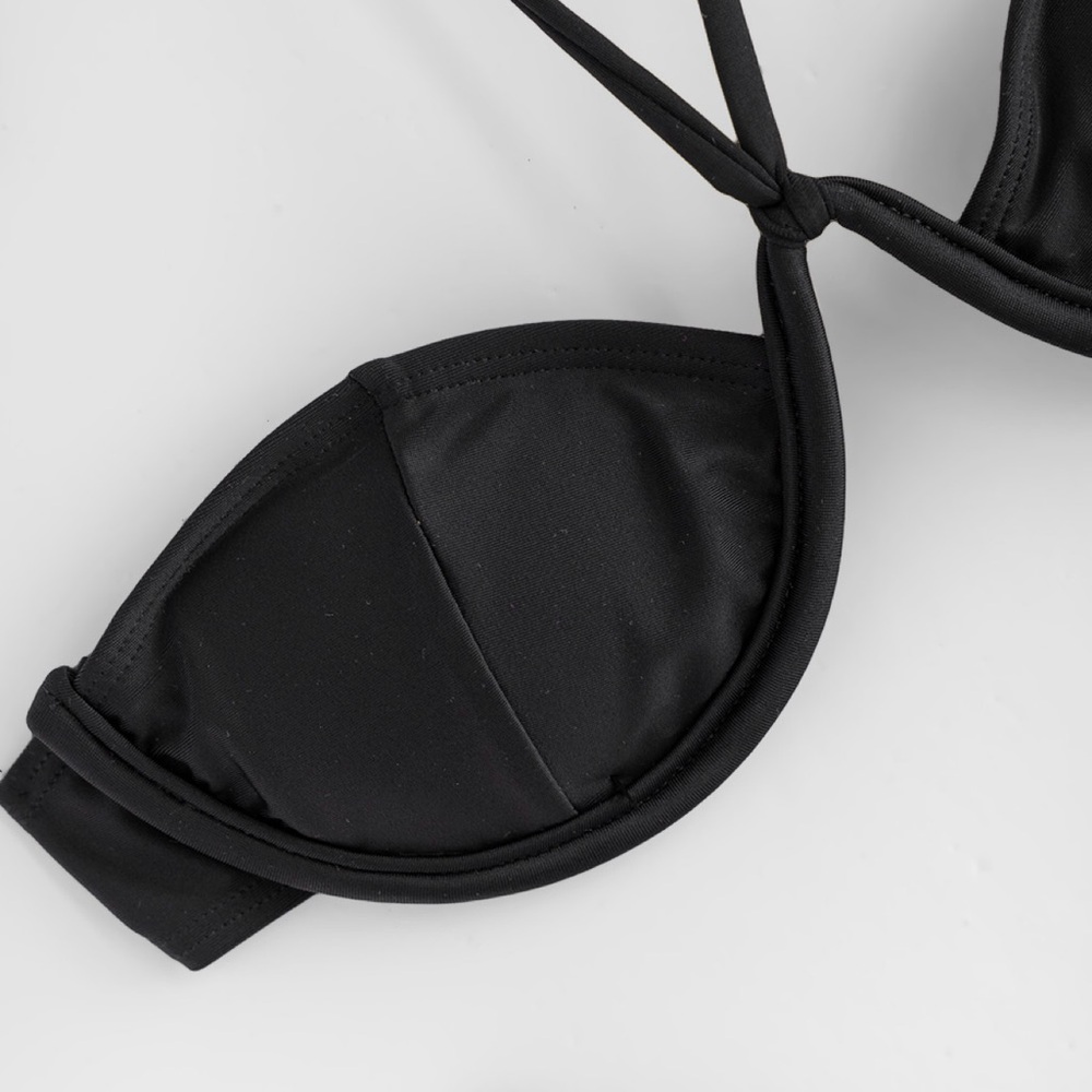 Black Underwire Halter Bandeau Cheeky Bikini Set - Picture 2 of 8